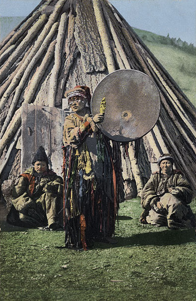 SB Altay shaman with drum